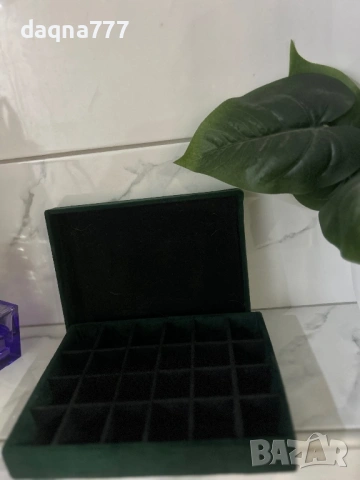 Кутия от зелено кадифе за бижута, снимка 3 - Други - 53244336