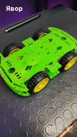 Количка за проекти роботика