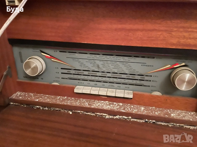 Старо радио с грамофон !, снимка 4 - Антикварни и старинни предмети - 53459127