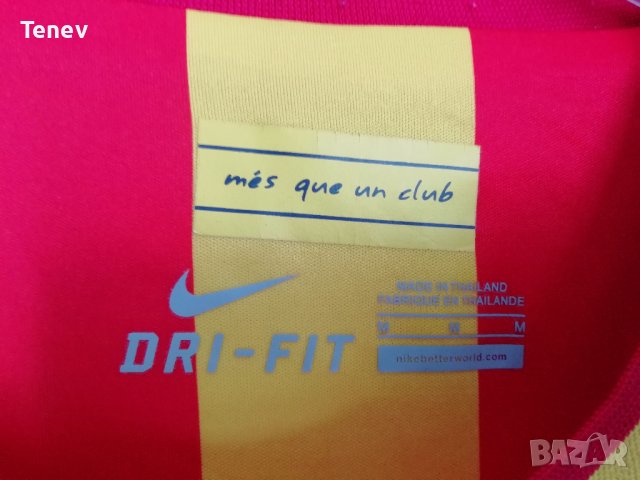 Barcelona футболна фланелка тениска Nike Барселона M, снимка 3 - Тениски - 37074035