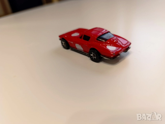 Hot Wheels ’64 Corvette Sting Ray (червен), снимка 2 - Колекции - 51915521