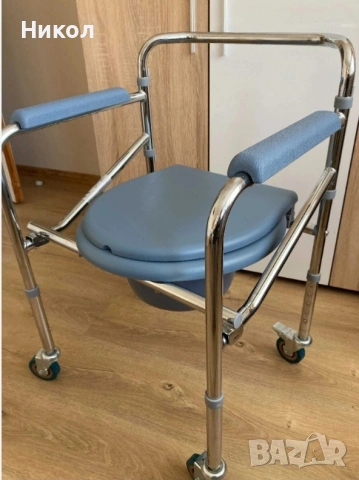 Комбиниран стол за тоалет и баня