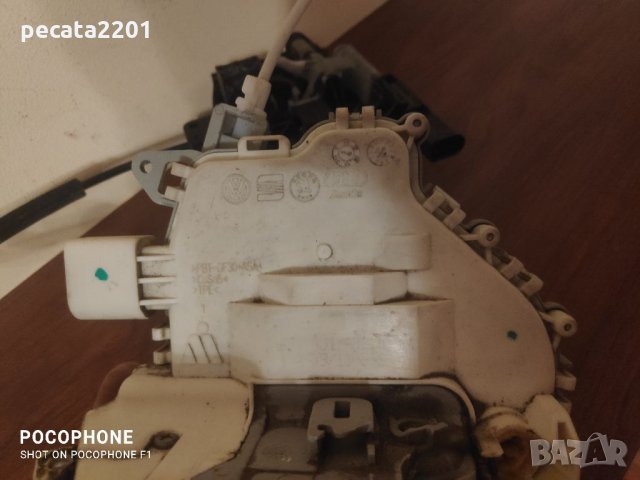 Продавам - оригинална брава + основата на дръжката за предна лява врата на Ауди, снимка 8 - Части - 33303178