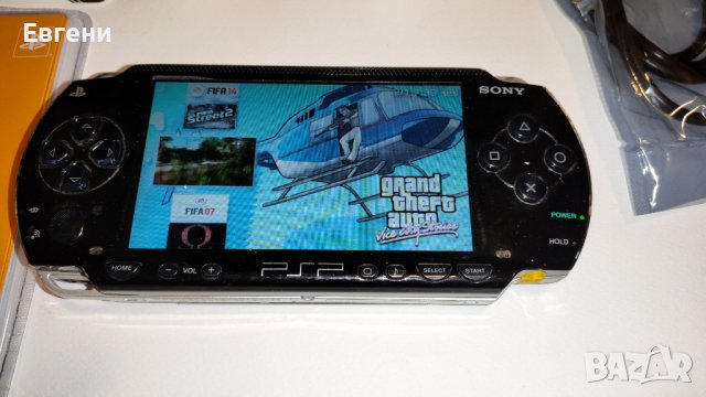 Хакната ПСП PSP Конзола PSP 32 гб мемори карта и 100 игри, снимка 2 - PlayStation конзоли - 39592435