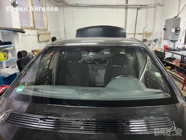 Предно стъкло за Mercedes C-class W203 (оригинално)