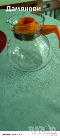 Стъклена кана за сок или чай