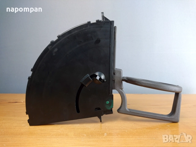 Поставка За Чаша / Къп холдър за SAAB 9-5