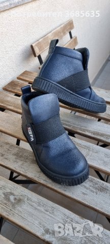 НОВИ Кожени обувки за момче USPA