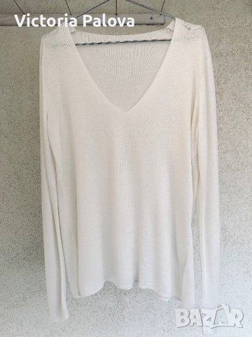 Млечнобяла блуза кежуал с V деколте, снимка 2 - Блузи с дълъг ръкав и пуловери - 40382940