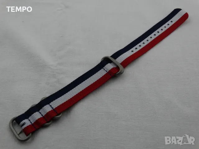 КАИШКА ZULU- ЧЕРВЕН / БЯЛ / СИН -18мм + ПОДАРЪК, снимка 12 - Каишки за часовници - 48202617