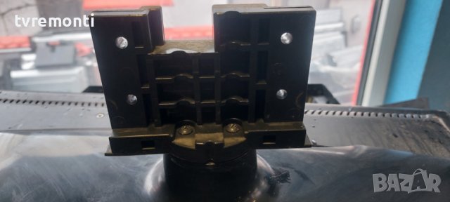 оригинална стойка MCK408438 телевизор LG модел 26LG3100, снимка 2 - Стойки, 3D очила, аксесоари - 40020467