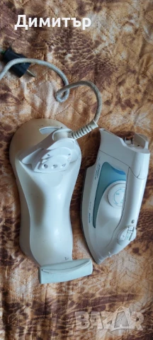 Продавам ютия Филипс със стойка , снимка 3 - Ютии - 51268778