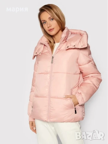 Зимно пухено яке Guess M размер