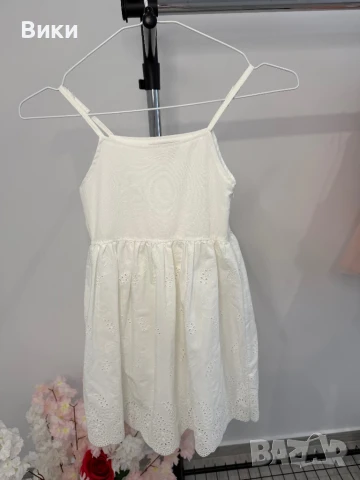 Детска рокля 6г, но е по подходяща за 5г, снимка 2 - Детски рокли и поли - 50738168