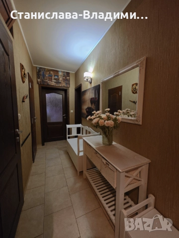 Къща на три етажа с гараж и паркомясто , снимка 5 - Къщи - 49672385