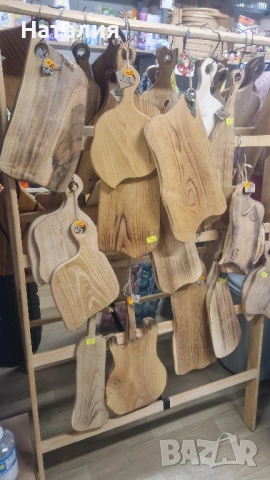 Дървени дъски и сачове за мезета