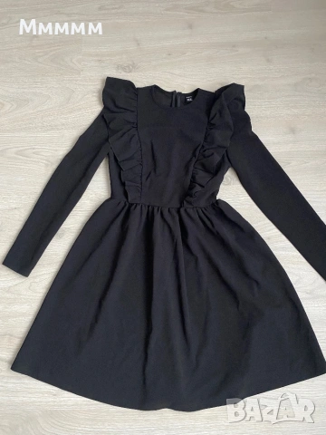 Рокля XS, снимка 3 - Рокли - 53398590