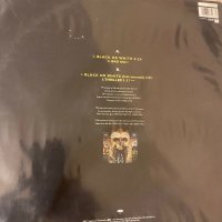 Michael Jackson Black or White Плоча Vinyl 12 Maxi , снимка 2 - Грамофонни плочи - 43585101