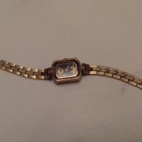 Дамски позлатен часовник Луч, снимка 2 - Дамски - 28070178