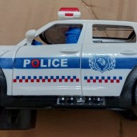 Полицейска кола НОВА, снимка 5 - Коли, камиони, мотори, писти - 40325069