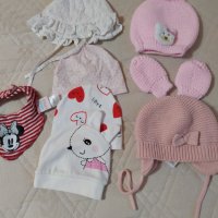 Зимни и летни шапки, лигавници за бебе момиче , снимка 1 - Бебешки шапки - 38632884