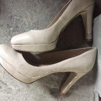 Дамски бежови обувки на ток, снимка 1 - Дамски обувки на ток - 35378278