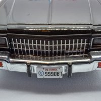 Chevrolet Caprice Metropoliten Police 1987 от филма Терминатор-2 - мащаб 1:43 Greenlight нов в кутия, снимка 9 - Колекции - 44065425