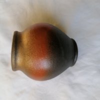 Керамична ваза в цветовете на огъня, снимка 4 - Вази - 43920399
