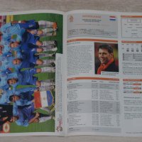 Официално списание UEFA EURO 2008 за Европейското първенство по футбол в Австрия и Швейцария 2008 г., снимка 12 - Фен артикули - 43351181
