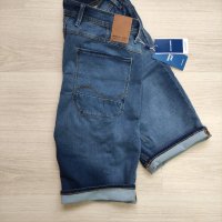 Мъжки къси дънки Jack&Jones размер L, снимка 1 - Къси панталони - 43894532
