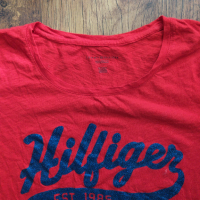 Tommy Hilfiger - страхотна дамска тениска , снимка 1 - Тениски - 36392881