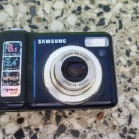 Цифров фотоапарат SAMSUNG, снимка 1 - Фотоапарати - 35619801