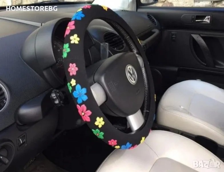 Дамски калъф за волан – Черно кадифе с апликации цветя, снимка 1