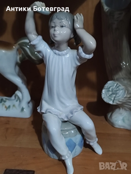Испанска порцеланова фигура , снимка 1