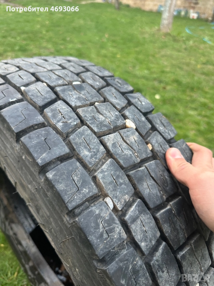 Гума за камион 17,5цола, снимка 1