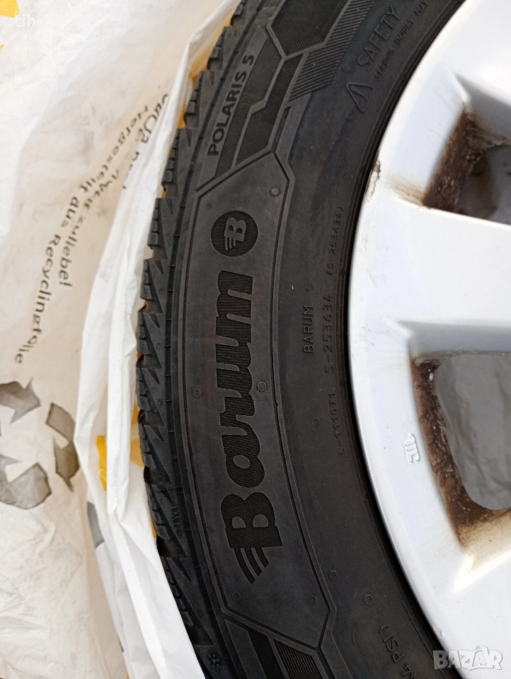 Алуминиеви джанти със зимни гуми , снимка 1