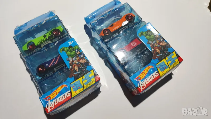 Метални колички Avengers Hot Wheels, комплект 3 бр., мащаб 1:42, снимка 1