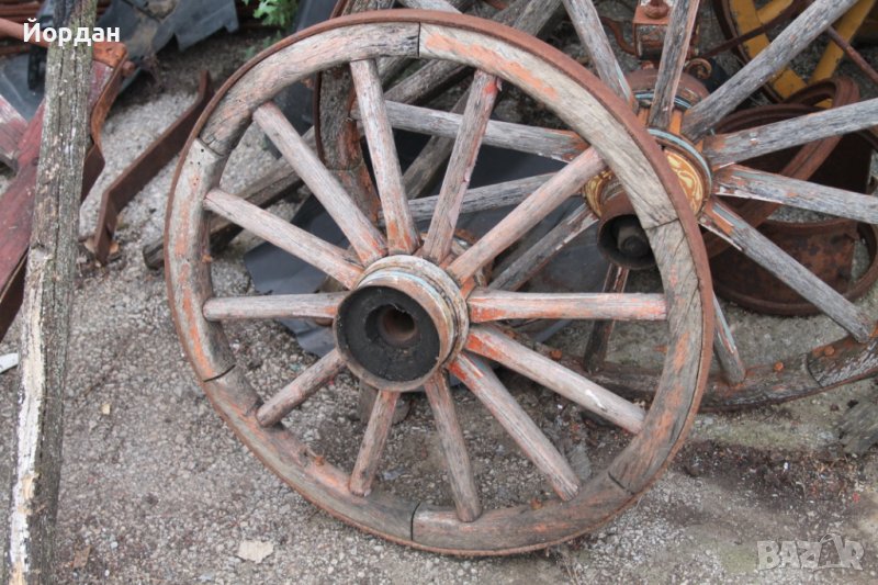 Колелета от каруца различни размери, снимка 1