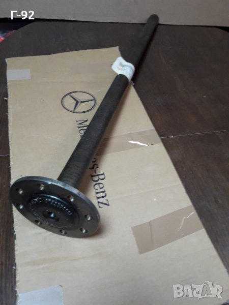 A6733570001**NEU**MERCEDES-BENZ**LKW**814**ПОЛУОСКА**1987-1996**, снимка 1