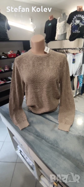 Дамски пуловер., снимка 1