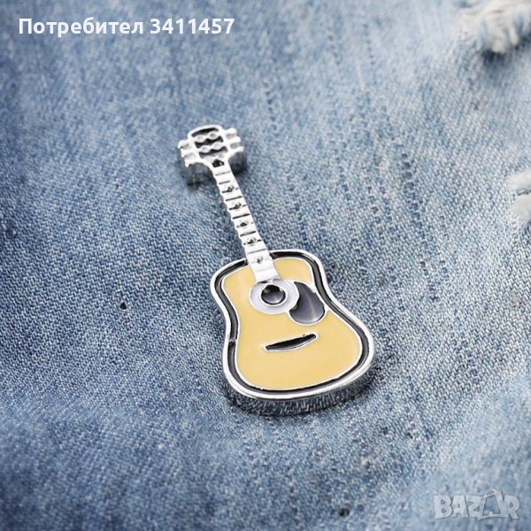 ЗНАЧКА АКУСТИЧНА КИТАРА., снимка 1