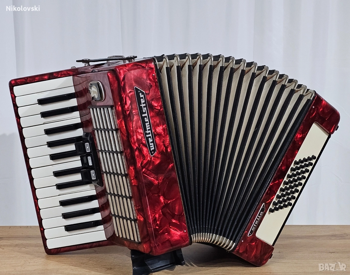Акордеон Weltmeister Stella , снимка 1