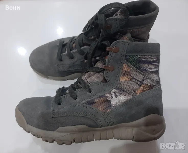 Дамски туристически боти Nike 38.5 номер, снимка 1