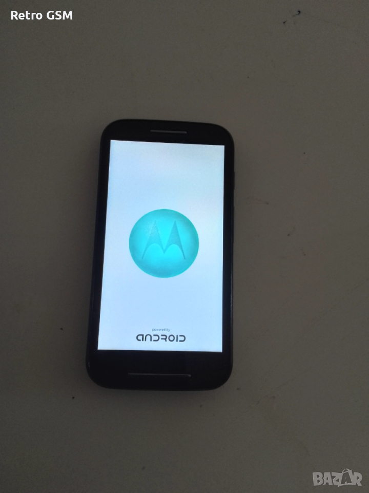 Motorola Moto E (забива на логото), снимка 1