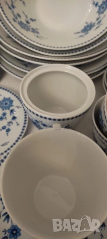 Порцеланов сервиз за хранене и за кафе, снимка 6 - Сервизи - 50669477