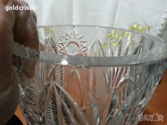 кристална ваза, снимка 7 - Антикварни и старинни предмети - 16244474