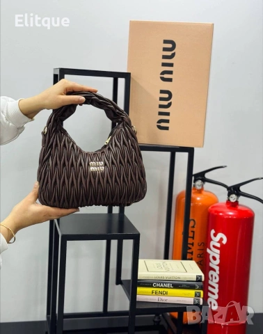 чанти Miu Miu ➡️17 Cm ⬆️28 Cm , снимка 5 - Чанти - 53587353