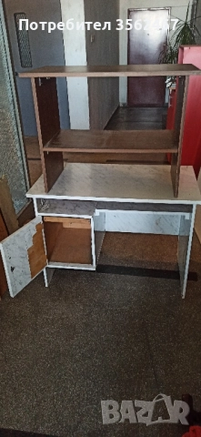 продавам масичка и бюро.цената е за двете