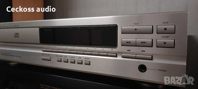 Сд плеър DENON DCD-590, снимка 3 - Ресийвъри, усилватели, смесителни пултове - 51534207