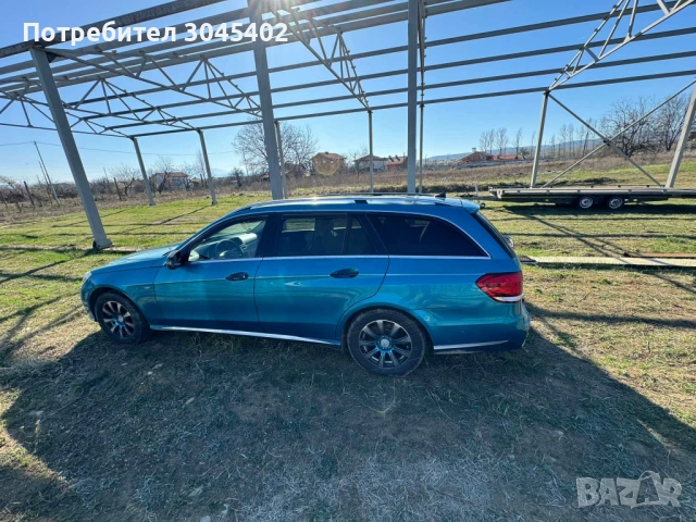 Mercedes- Benz E200 , снимка 8 - Автомобили и джипове - 53386963